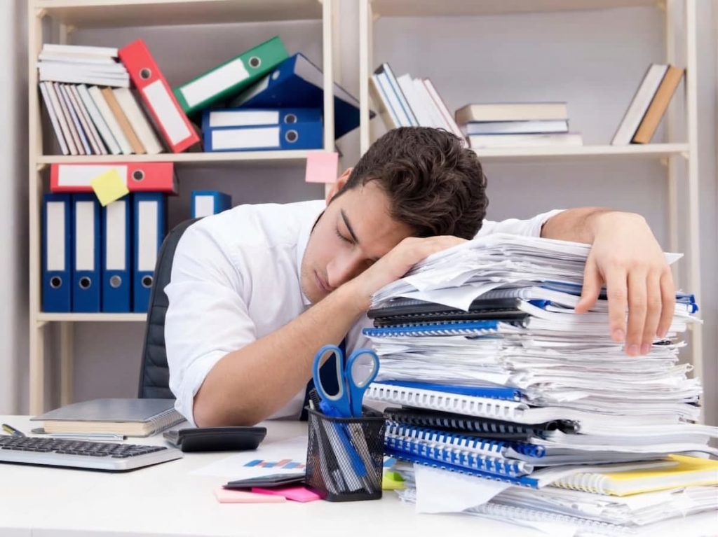 Man in an office where there is no CFO. An interim solution is needed.